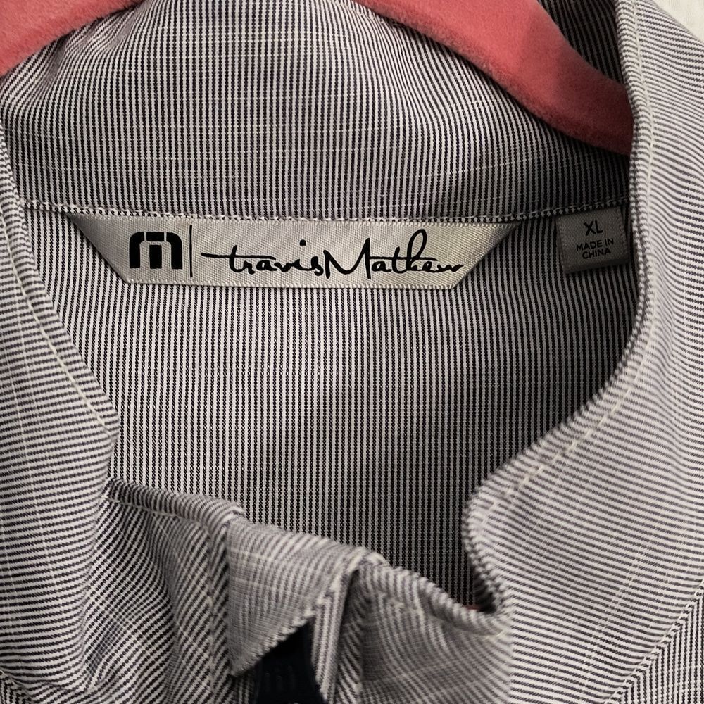 Travis Mathews Jacket Men's - Picture 2 of 3